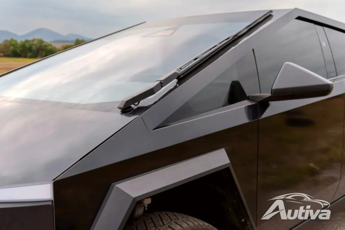 قيادة Tesla Cybertruck Cyberbeast في أوروبا: مراجعة موسعة قيادة Tesla Cybertruck Cyberbeast في أوروبا: مراجعة موسعة
