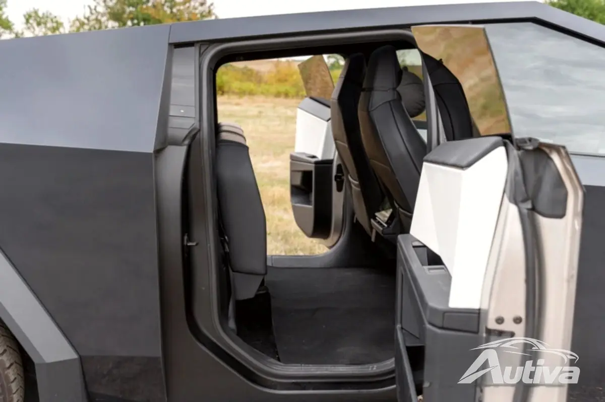 Tesla Cybertruck Siber Canavarını Avrupa'da Sürmek: Kapsamlı inceleme Tesla Cybertruck Siber Canavarını Avrupa'da Sürmek: Kapsamlı inceleme