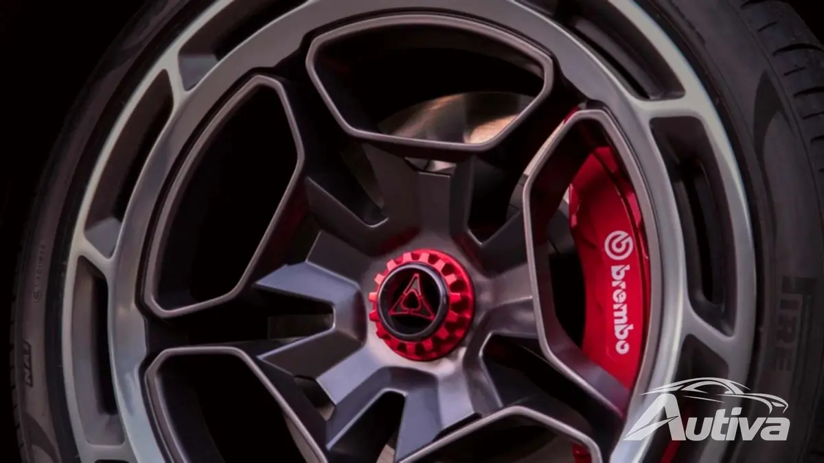 Dodge Charger Daytona SRT Yarının Elektrikli Güçlü Otomobili Olarak Ortaya Çıkıyor 9