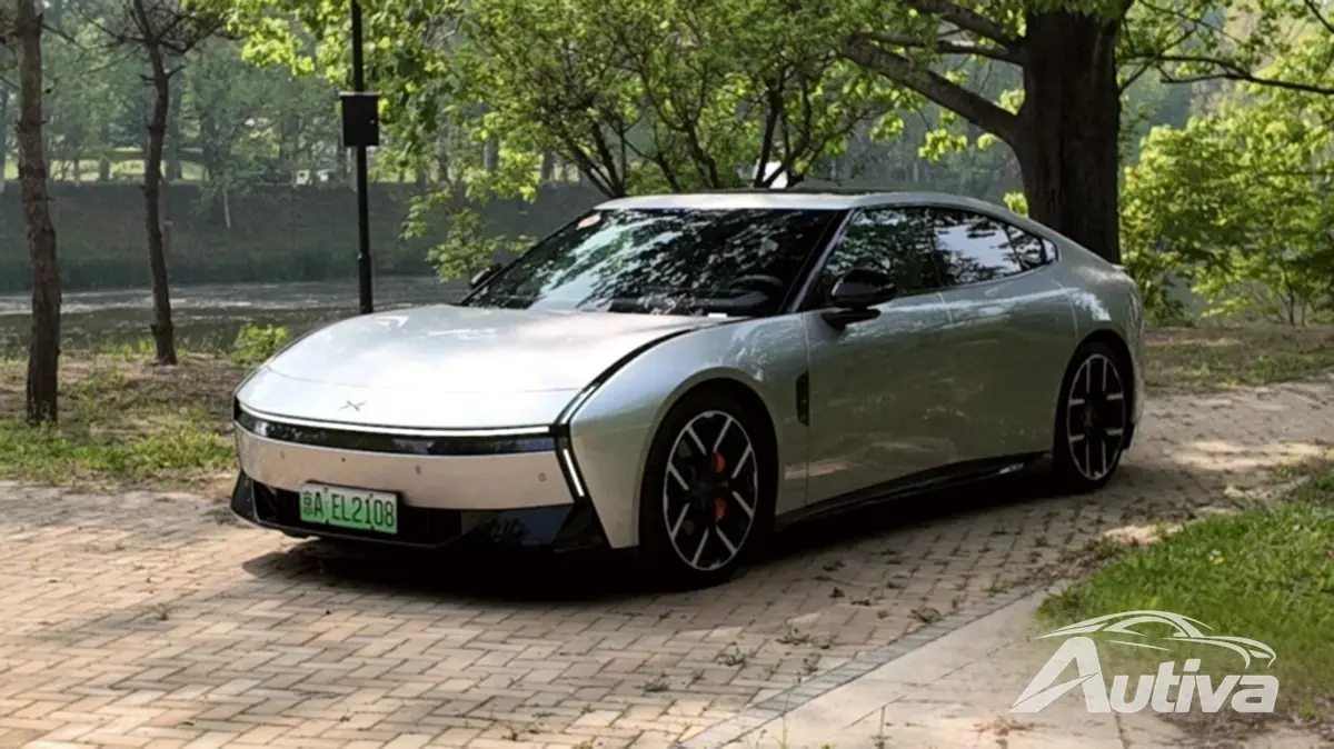 De XPENG P7 is een machine met lage snelheid die denkt als een mens De XPENG P7 is een machine met lage snelheid die denkt als een mens