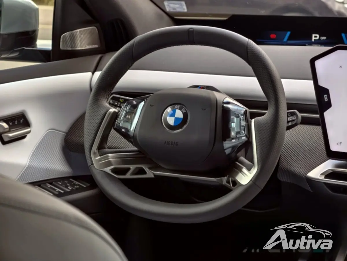 Vivere con la BMW iX3: cosa mi dà ancora fastidio dopo due mesi