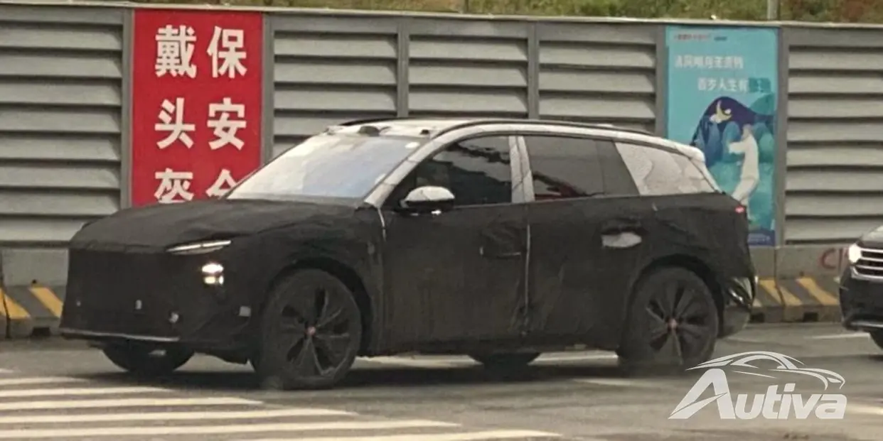 Oppdatert Nio ES8 SUV med LiDAR fanget på nye gateplasser
