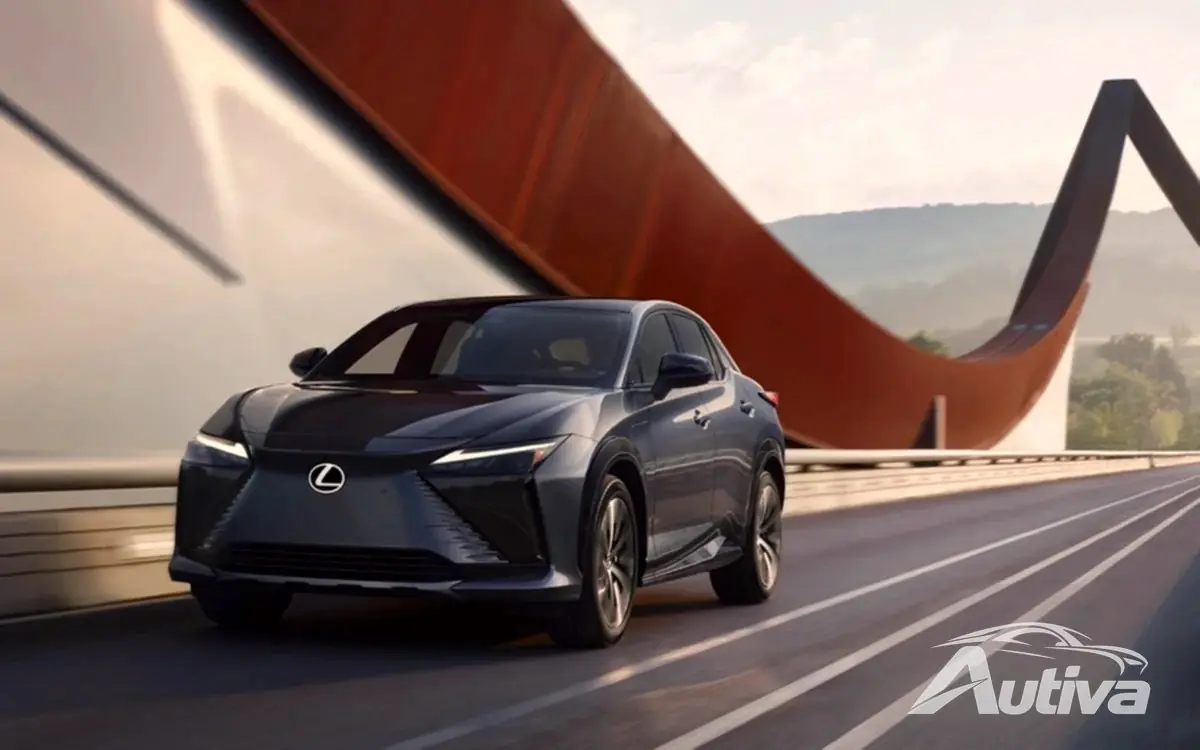 Lexus RZ 450e blir priset i USA