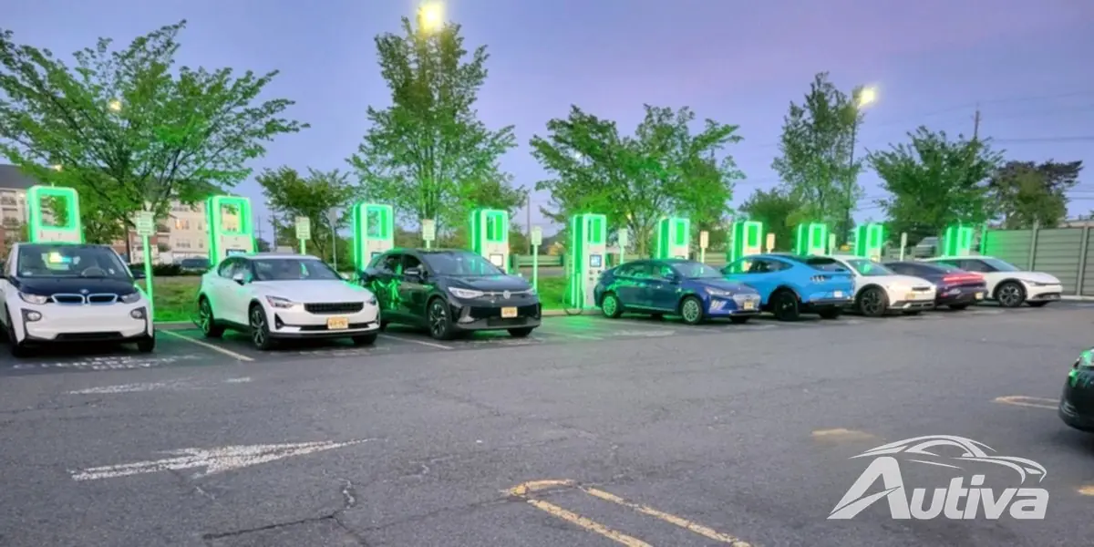 El impulso de Biden de 623 millones de dólares para 7.500 nuevos puntos de carga para coches eléctricos