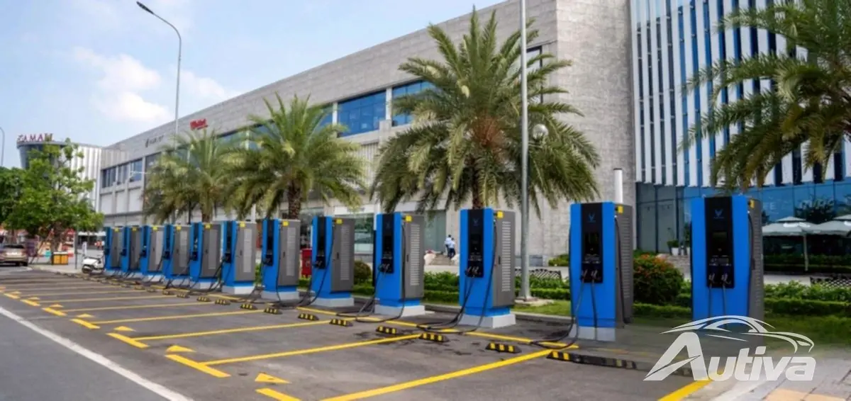 أنشأت VinFast شركة عالمية مخصصة لشحن السيارات الكهربائية تسمى V-Green أنشأت VinFast شركة عالمية مخصصة لشحن السيارات الكهربائية تسمى V-Green
