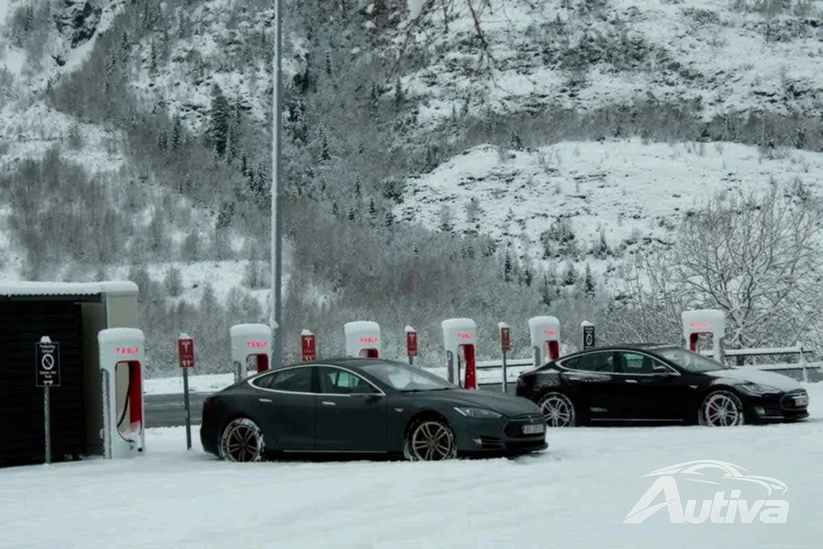 Od przyszłego roku na wszystkie samochody elektryczne sprzedawane w Norwegii będzie naliczany podatek VAT Od przyszłego roku na wszystkie samochody elektryczne sprzedawane w Norwegii będzie naliczany podatek VAT