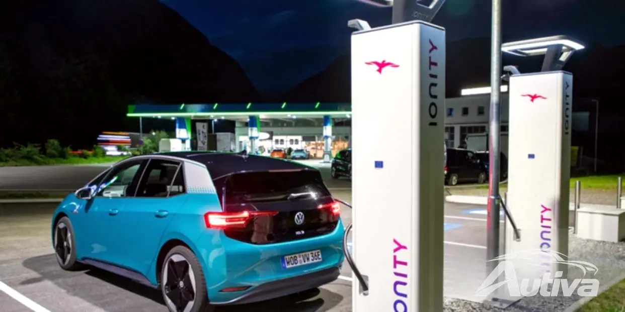VW, 310,000대의 EV 충전기에 걸쳐 고정 충전 속도 고정