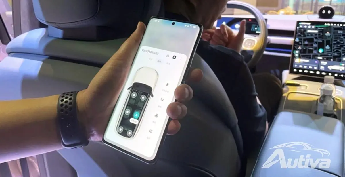 Cariad di VW unisce le forze con Vivo per forgiare il futuro della simbiosi auto-smartphone