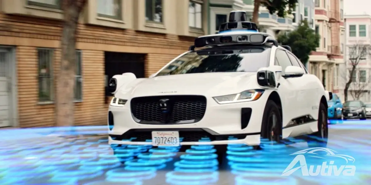 Waymo acredita que Tesla está escalando a montanha errada