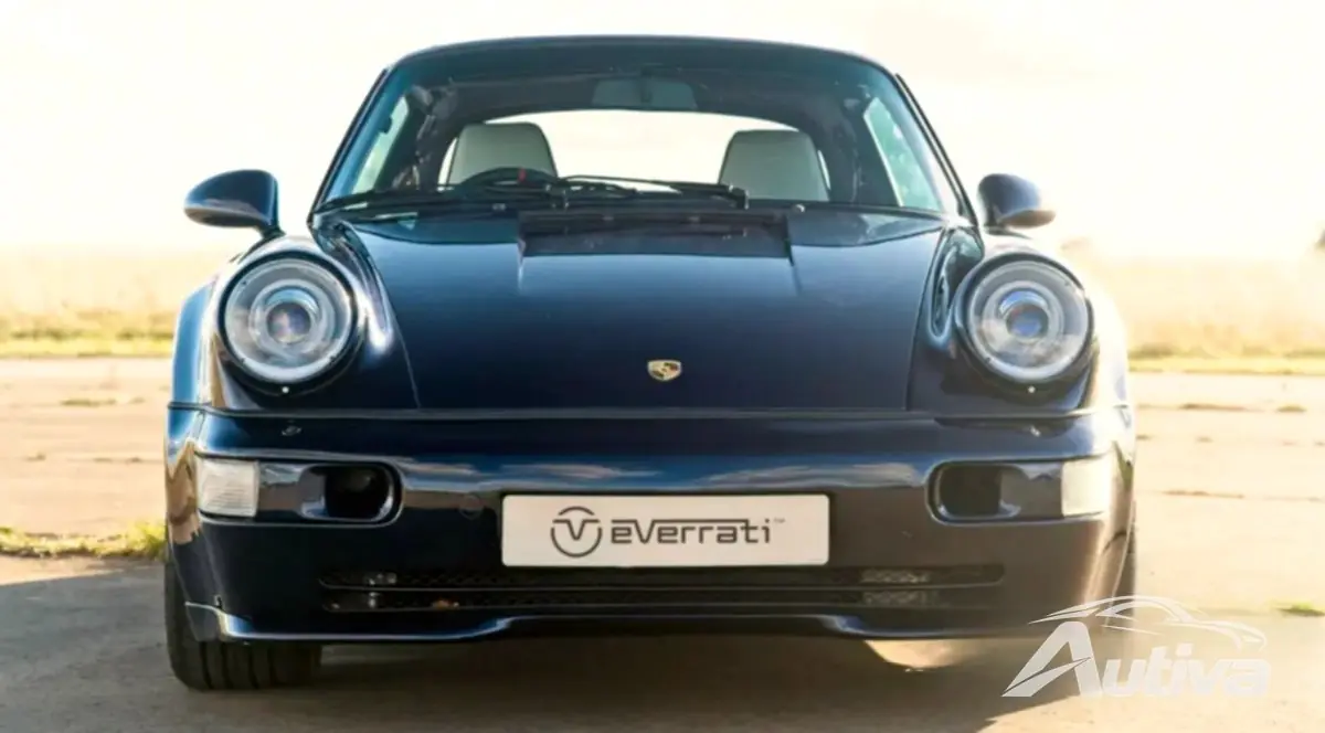 Pierwsze na świecie elektryczne Porsche 964 Cabrio Widebody zaprezentowane przez Everrati