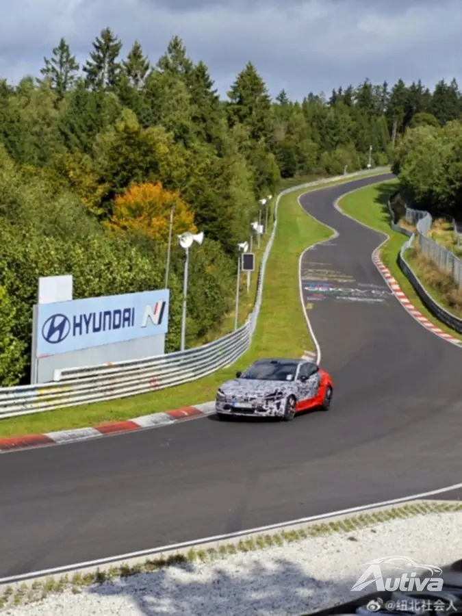 Xiaomi YU7 Ultra (eller YU7 GT) på Nürburgring