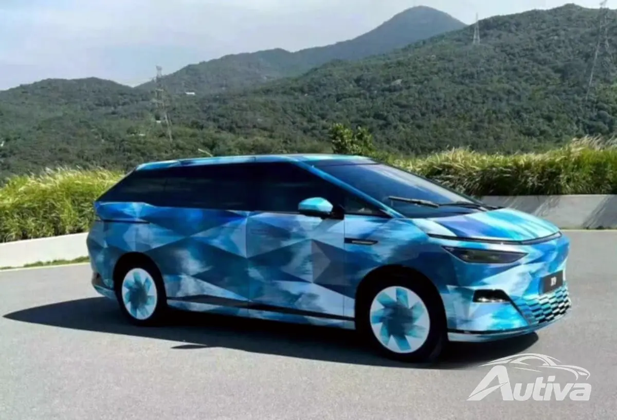Xpeng X9 fanget på kamera: Den mest ukonvensjonelle elektriske MPV 3