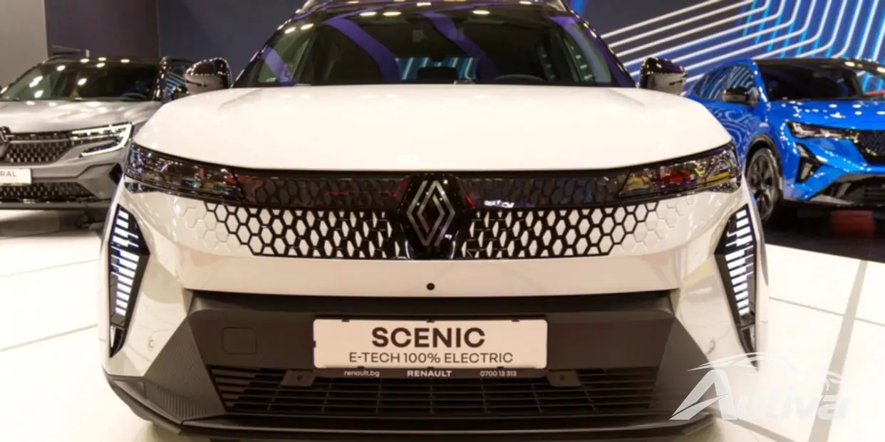 Przegląd wnętrza, projektu i funkcji Renault Scenic E-Tech 2025