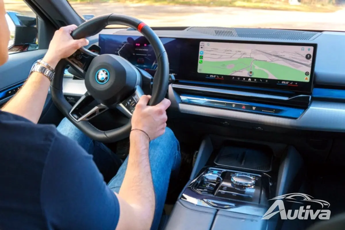 Обзор BMW i5 M60 xDrive Touring