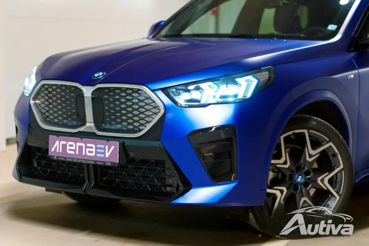 BMW iX2 xDrive30 Testbericht