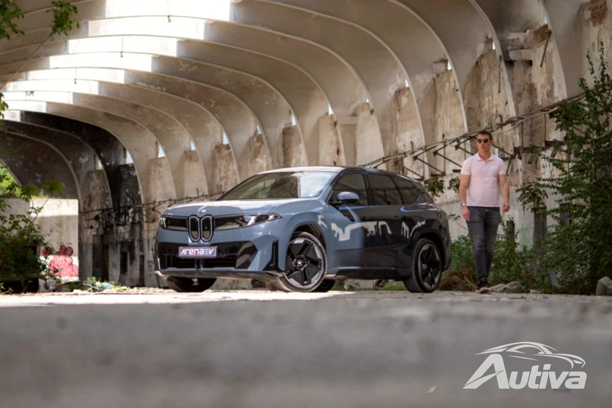 Recensione della praticità nella vita reale della BMW iX3 50 xDrive Recensione della praticità nella vita reale della BMW iX3 50 xDrive