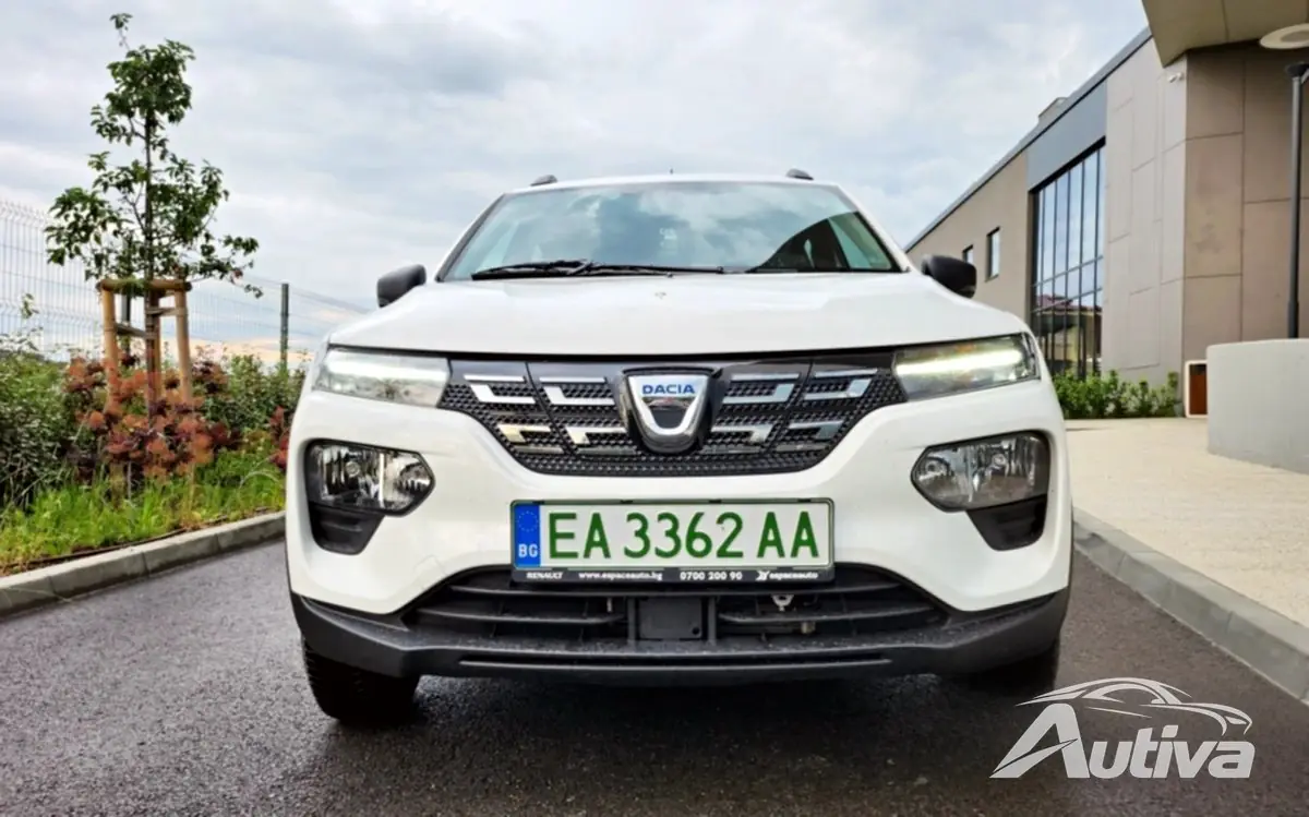 The Spring har signaturen Dacia-fronten