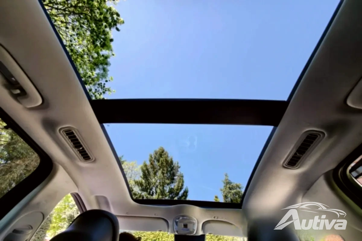 Wyposażenie wnętrza Hyundaia Ioniq 9 Performance