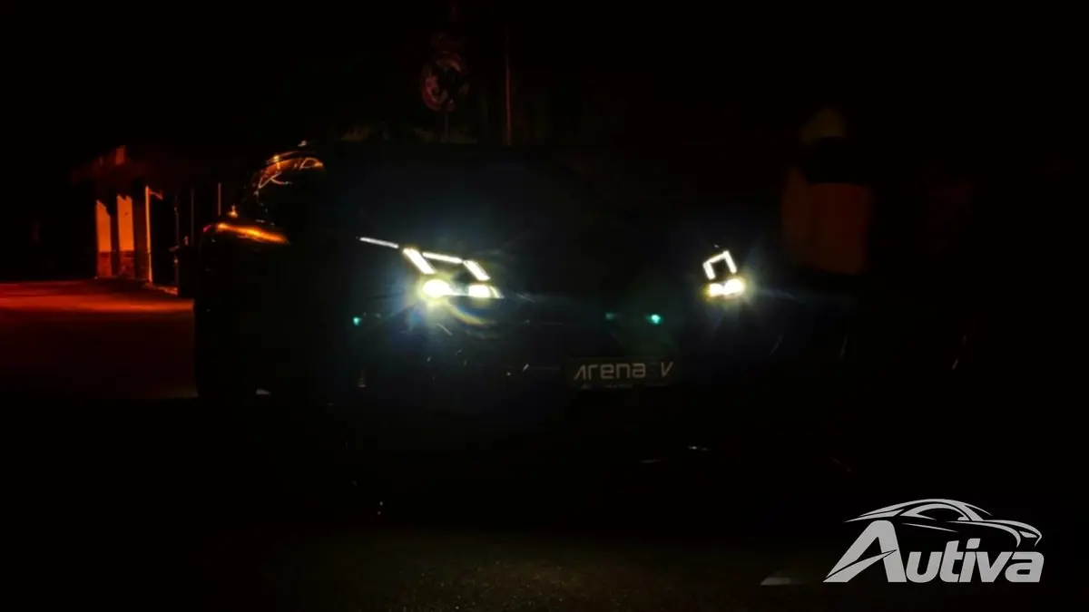 Fari Lynk & Co 08