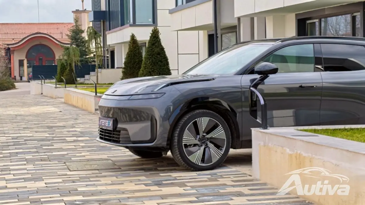 Lynk & Co 08 recensie