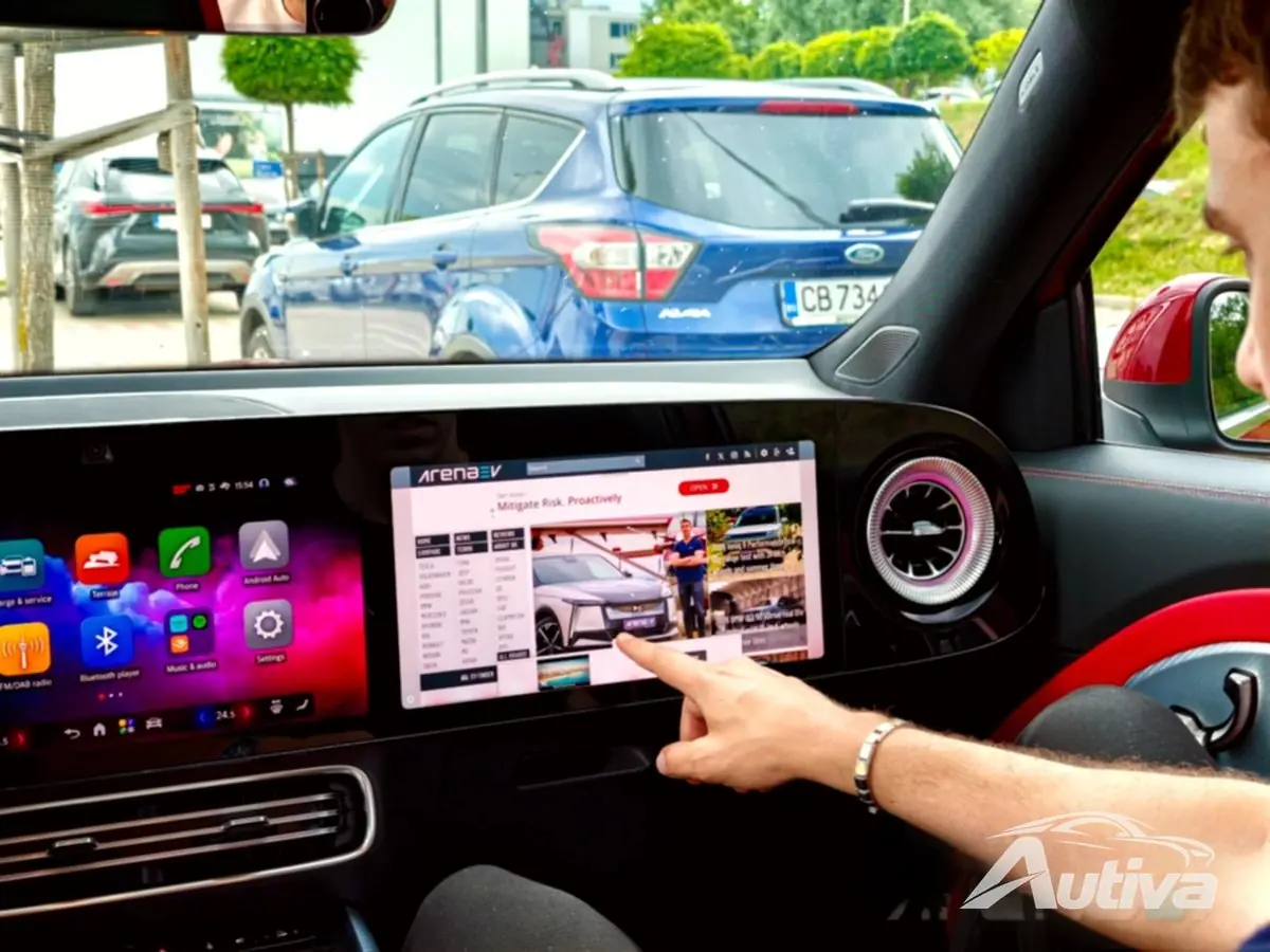 Mercedes GLB passagiersdisplay en ventilatieopeningen