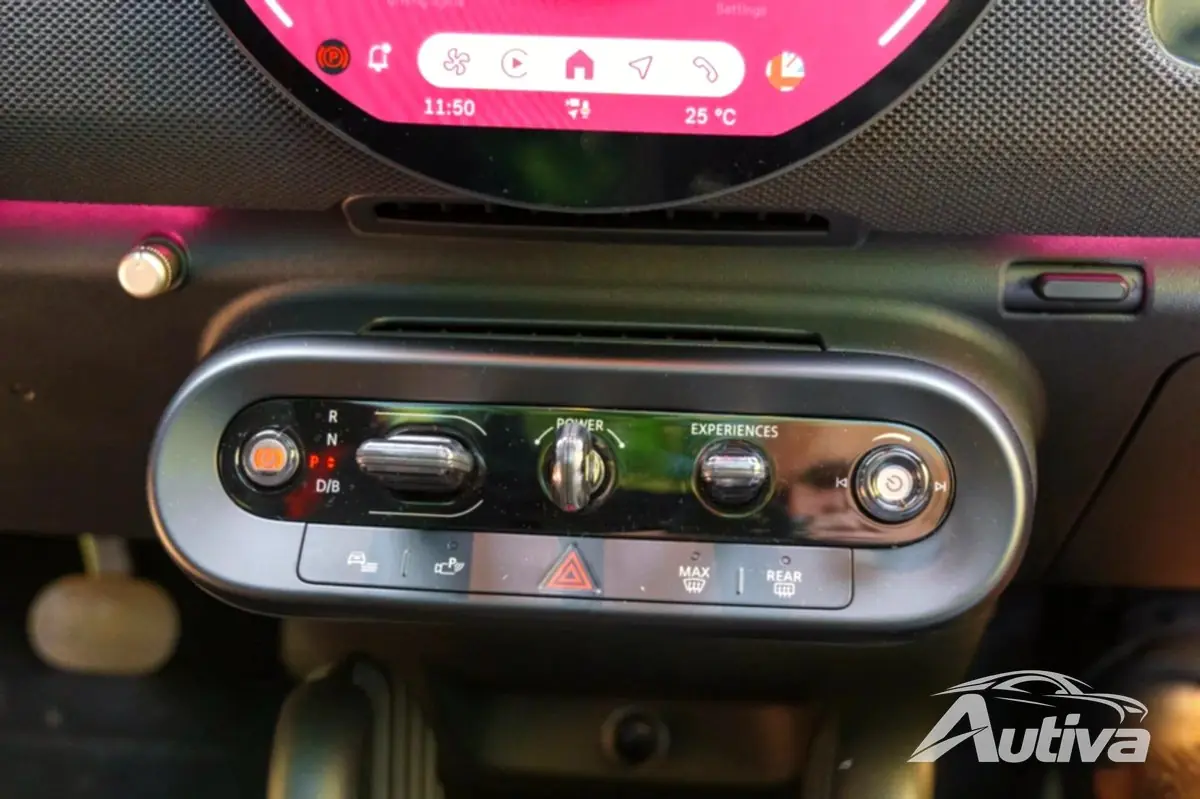 Обзор Mini Cooper SE JCW