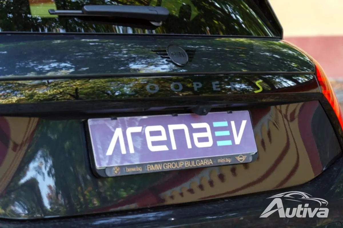 Обзор Mini Cooper SE JCW Обзор Mini Cooper SE JCW