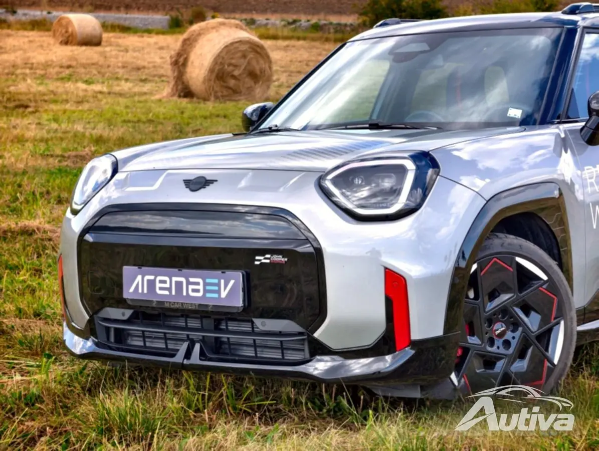 Parte delantera MINI Aceman JCW E