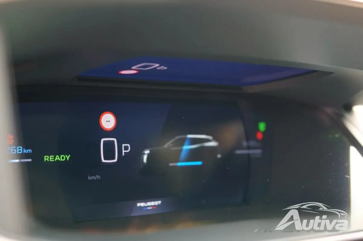 プジョー E-2008 フェイスリフトのレビュー プジョー E-2008 フェイスリフトのレビュー