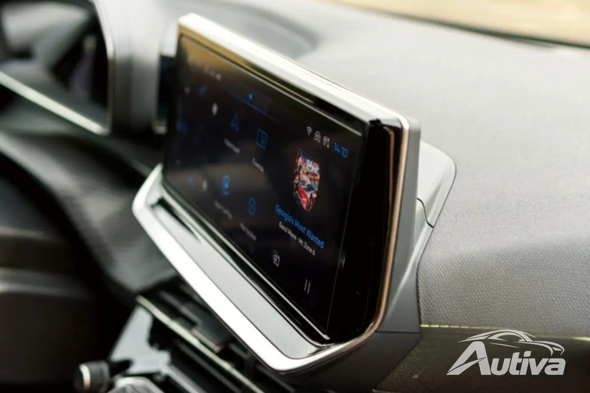 プジョー E-2008 フェイスリフトのレビュー プジョー E-2008 フェイスリフトのレビュー