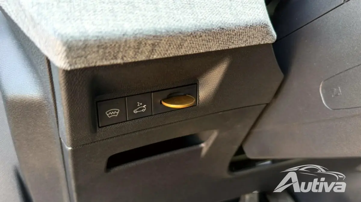 プジョー e-3008 230 FWD レビュー プジョー e-3008 230 FWD レビュー