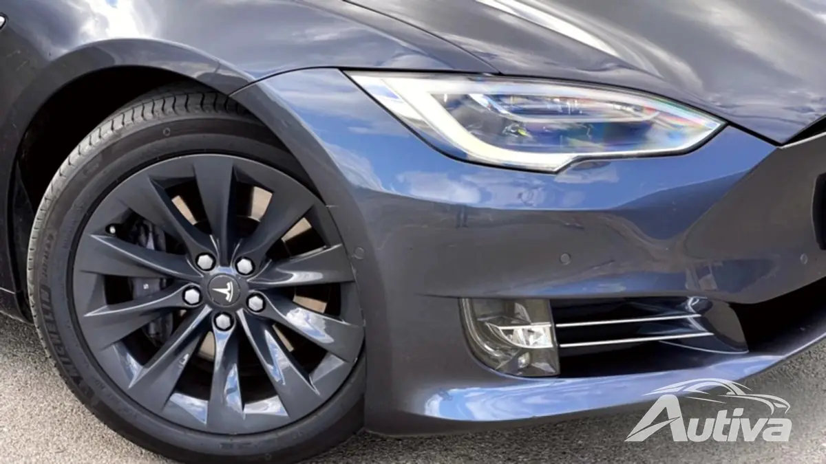 2018 テスラ モデルS 75D 中古車レビュー