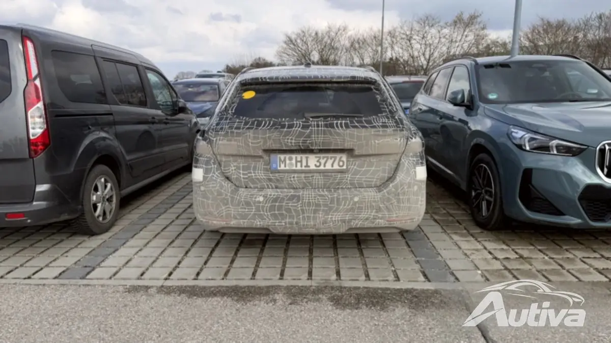 Exclusivo: prueba del lavado de cara del BMW i5 Touring Exclusivo: prueba del lavado de cara del BMW i5 Touring