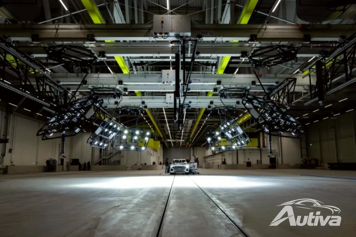 Audi åpner nytt kjøretøysikkerhetssenter Audi åpner nytt kjøretøysikkerhetssenter