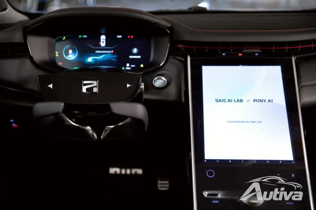Pony.ai는 접이식 스티어링 휠을 갖춘 Robotaxi 개념을 선보입니다. Pony.ai는 접이식 스티어링 휠을 갖춘 Robotaxi 개념을 선보입니다.