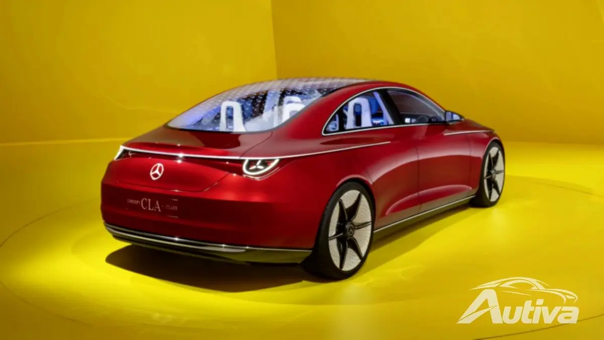 Mercedes-Benz snubler over programvareproblemer - helelektrisk CLA-produksjon på vent Mercedes-Benz snubler over programvareproblemer - helelektrisk CLA-produksjon på vent