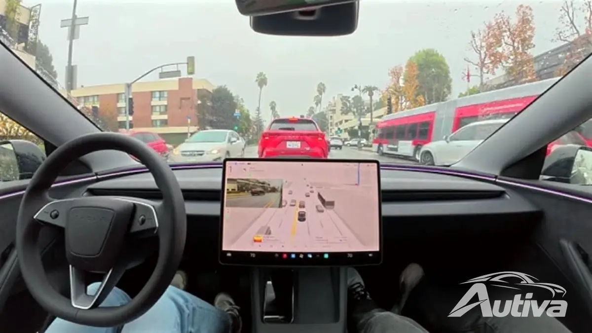 Вышло обновление Tesla FSD v14, в котором технология Robotaxi появится на вашей подъездной дороге
