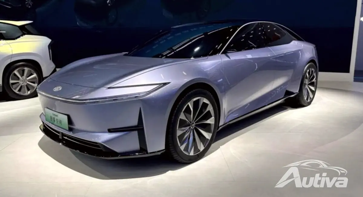 Toyota tipser om elegant elektrisk sedan og SUV for å utfordre Tesla 2