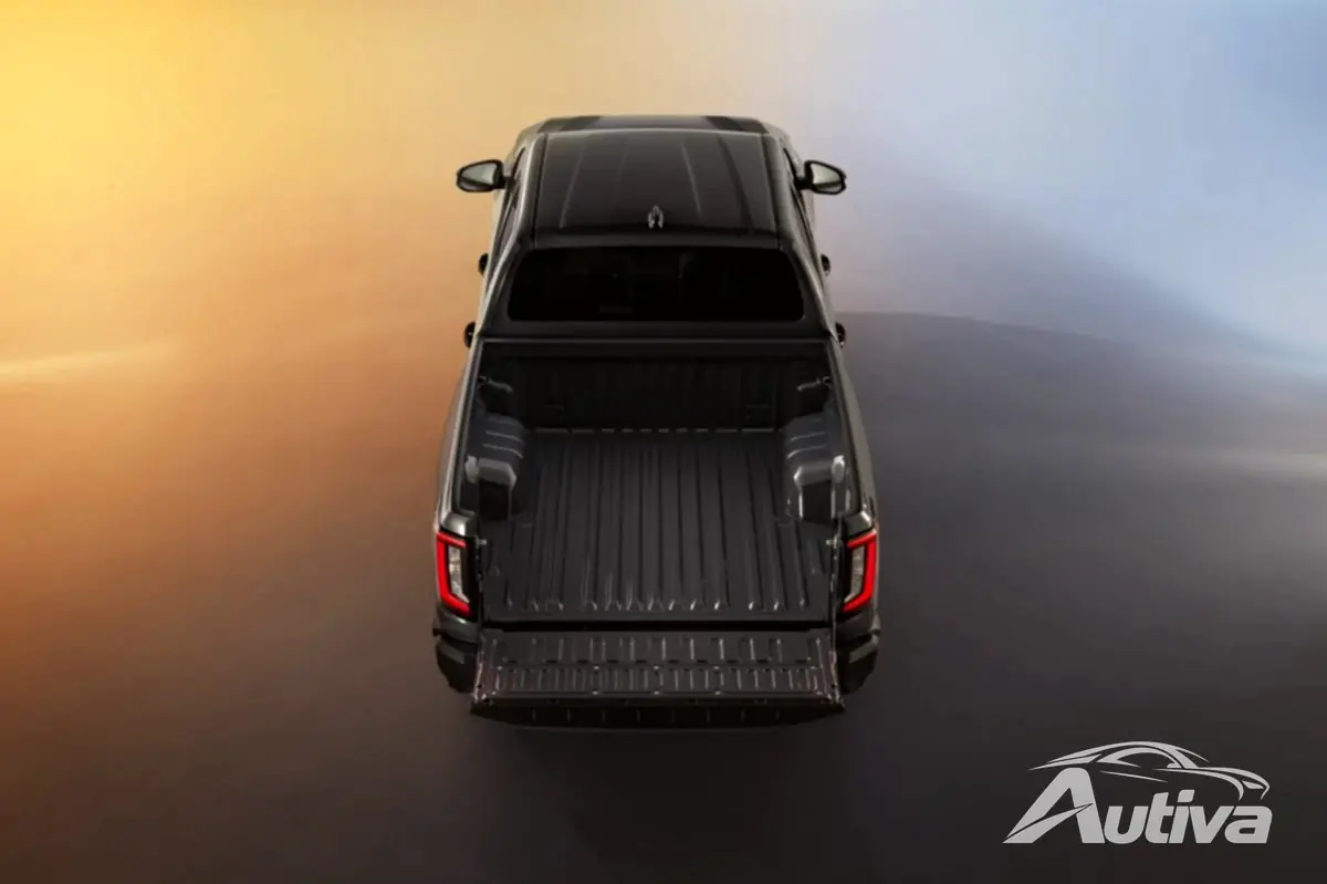 丰田传奇的 Hilux 皮卡将转向电动化