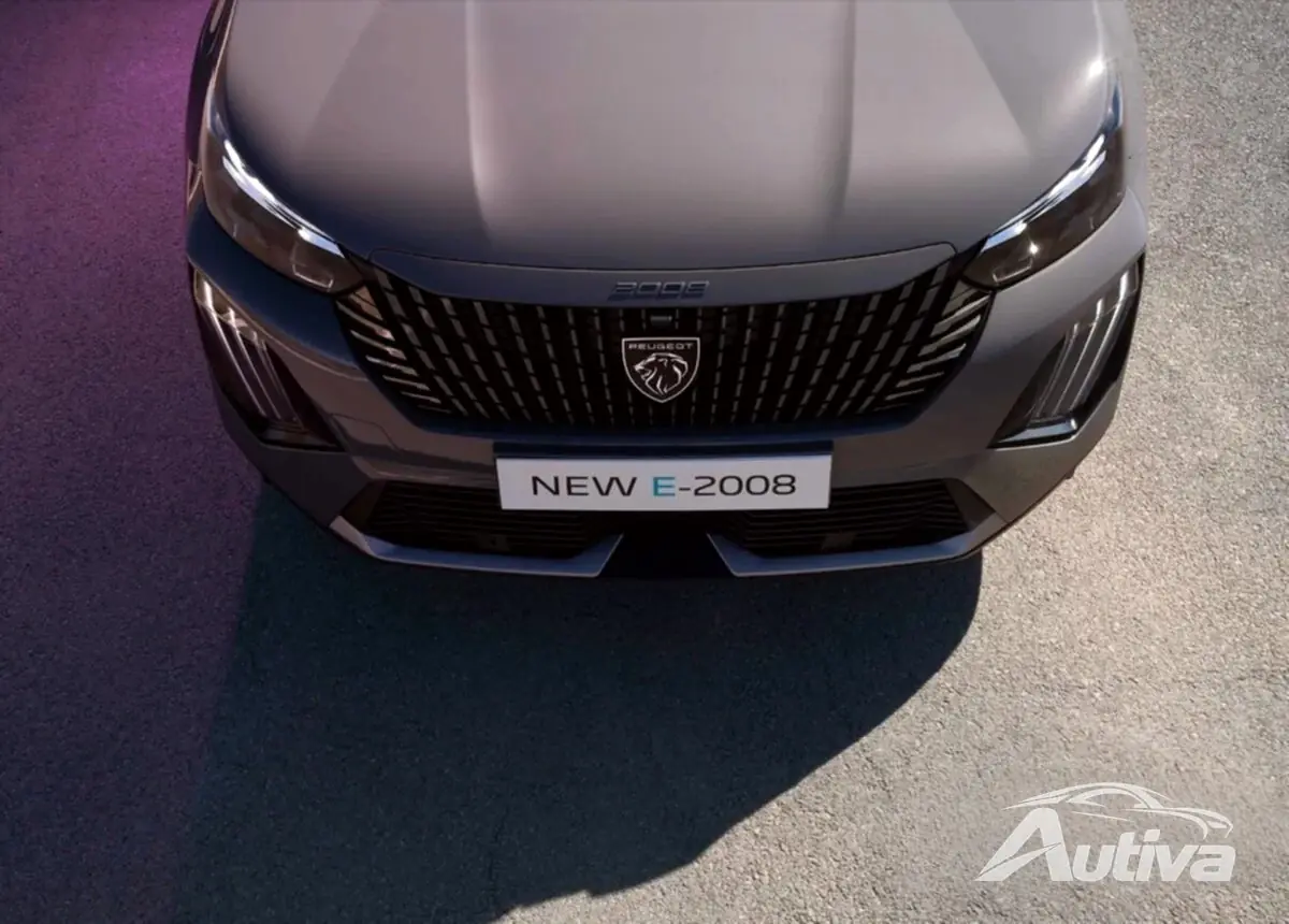 Peugeot atualiza e-2008 com mais potência, mais autonomia e novo estilo