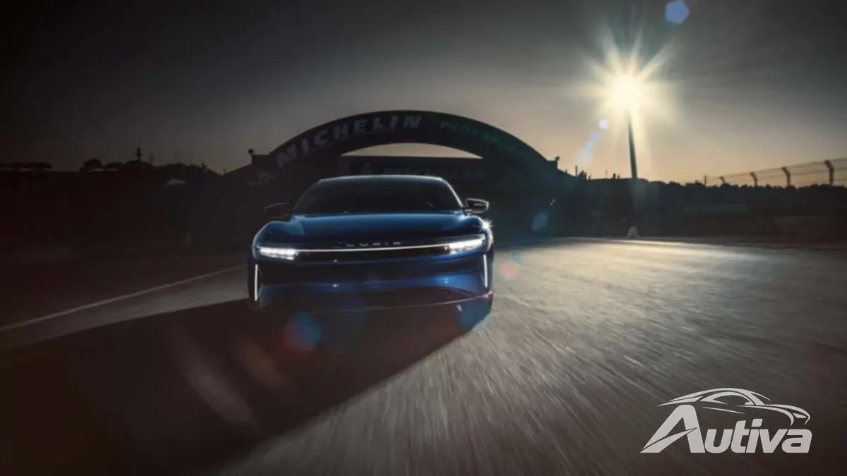 سيارة Lucid Air من Sapphire بقيمة 250 ألف دولار تنافس طراز Tesla ModelSPlaid 9