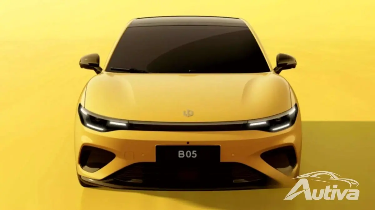 Stellantis y Leapmotor presentan el B05 EV, un nuevo desafío para los hatchbacks eléctricos europeos