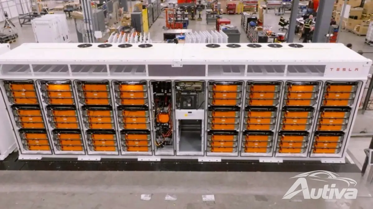 Teslas nye fabrikk lover billigere batterier for rimeligere elbiler